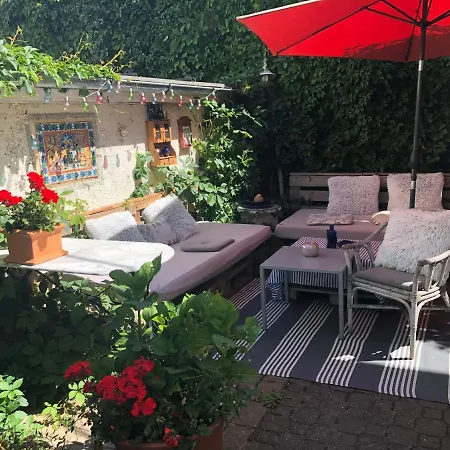 Πανσιόν A Restaurace Filip Ii