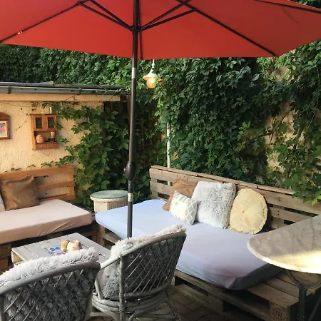 A Restaurace Filip Ii Гостьовий будинок