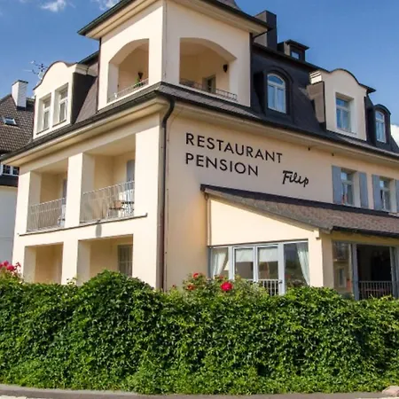 A Restaurace Filip Ii Гостьовий будинок Маріанські Лазні