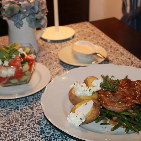 A Restaurace Filip Ii 3*