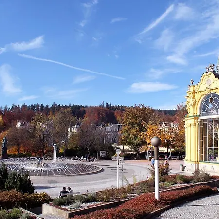 Гостьовий будинок A Restaurace Filip Ii 3*