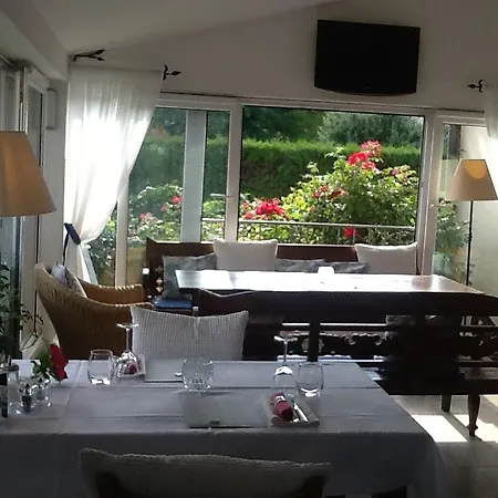 Гостьовий будинок A Restaurace Filip Ii Маріанські Лазні